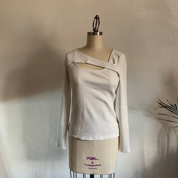 GAP elevated basic - long sleeve white tshirt cutout neckline - ribbed - stretch - Picture 2 of 9